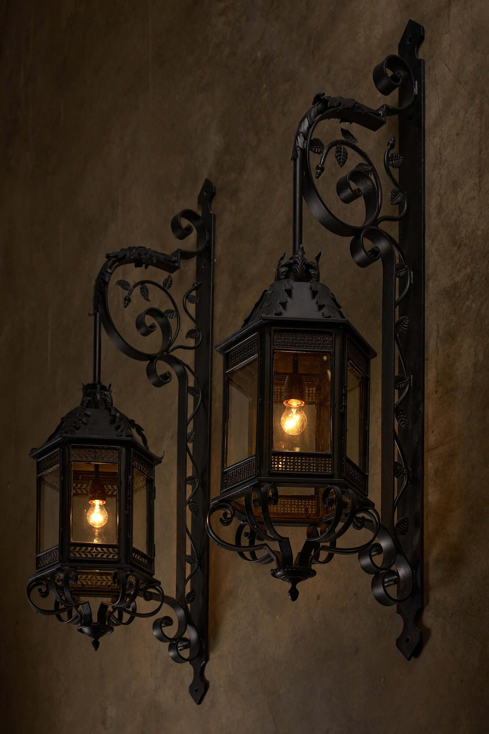 Outdoor Lamps
