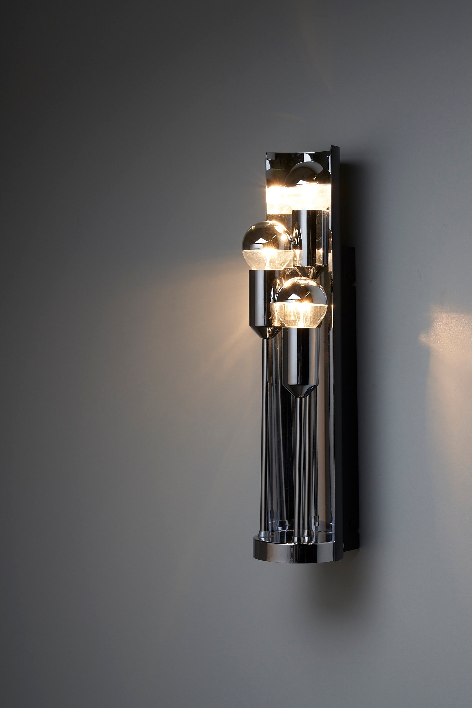 Long Chrome Space Age Wall Lamp With Reflector