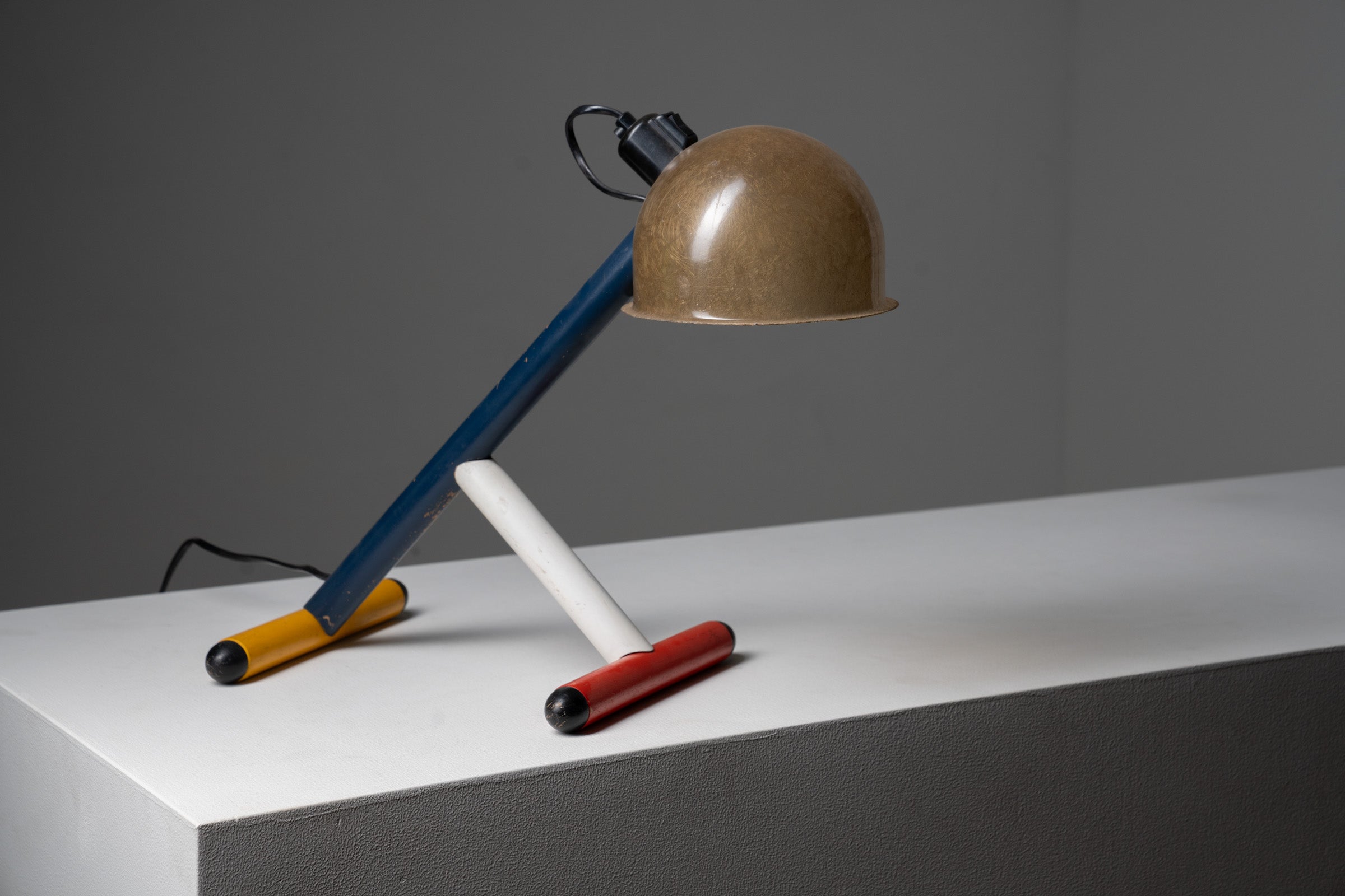 Table lamp by Eduardo Albors Gisbert for Lamsar, 1980s with fiberglass dome shade and geometric base in primary colors.