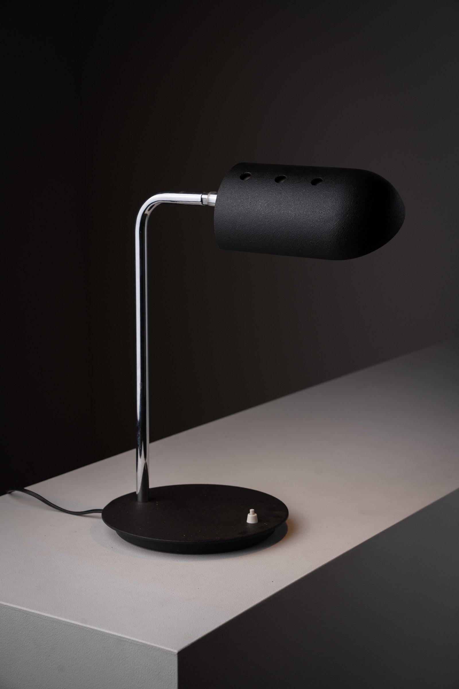 “Snodo” table lamp by Sergio Mazza, Italy, 1970s with cast iron base and chromed metal stem.