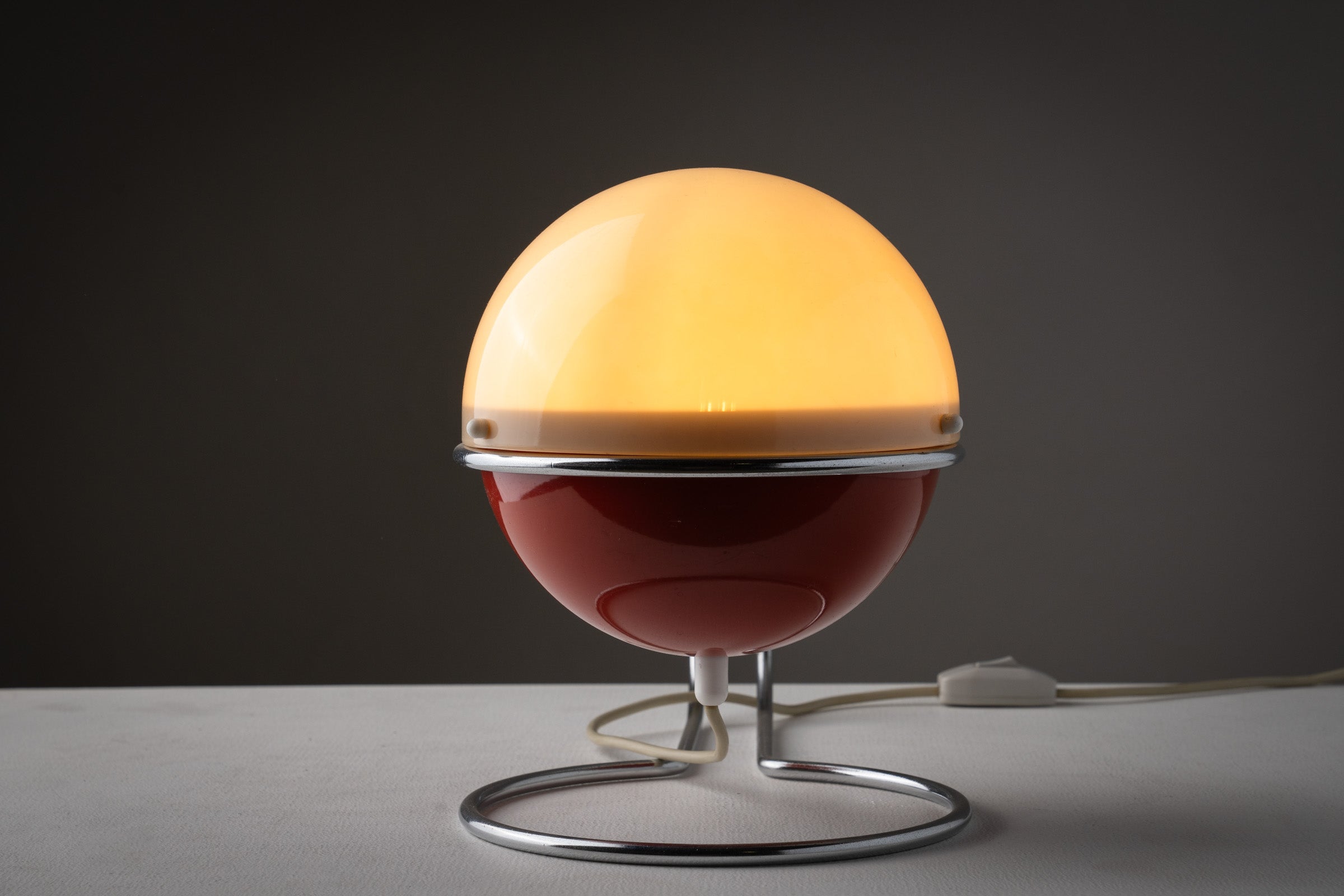 Formland Red Space Age Table Lamp by Sidse Werner & Leif Alring for Fog & Mørup, Denmark, 1970s on a white surface