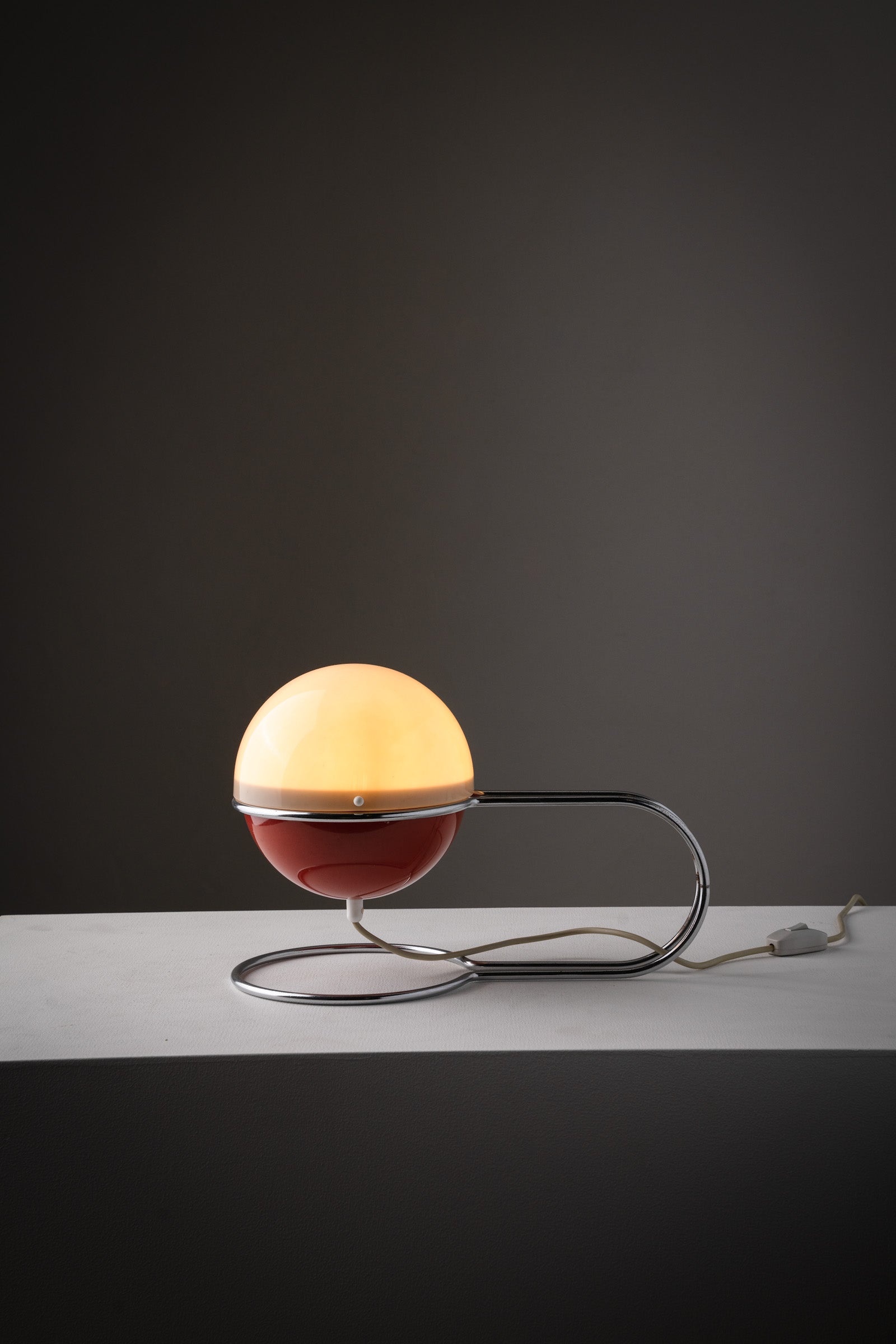 Formland Red Space Age Table Lamp by Sidse Werner & Leif Alring for Fog & Mørup, Denmark, 1970s on a table.