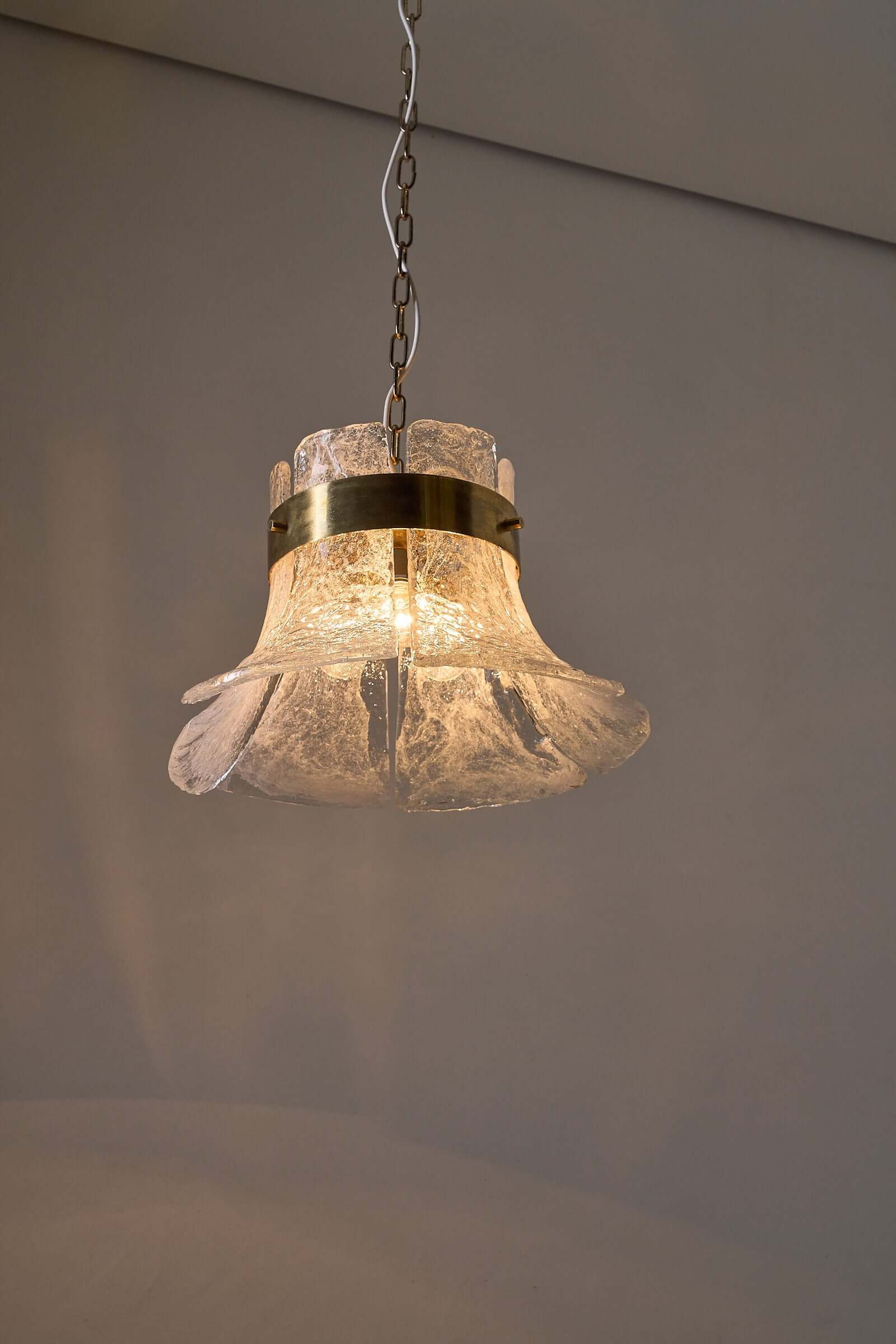 Carlo Nason for Kalmar Glass Chandelier, modular six-panel pendant lamp in Murano glass and brass.