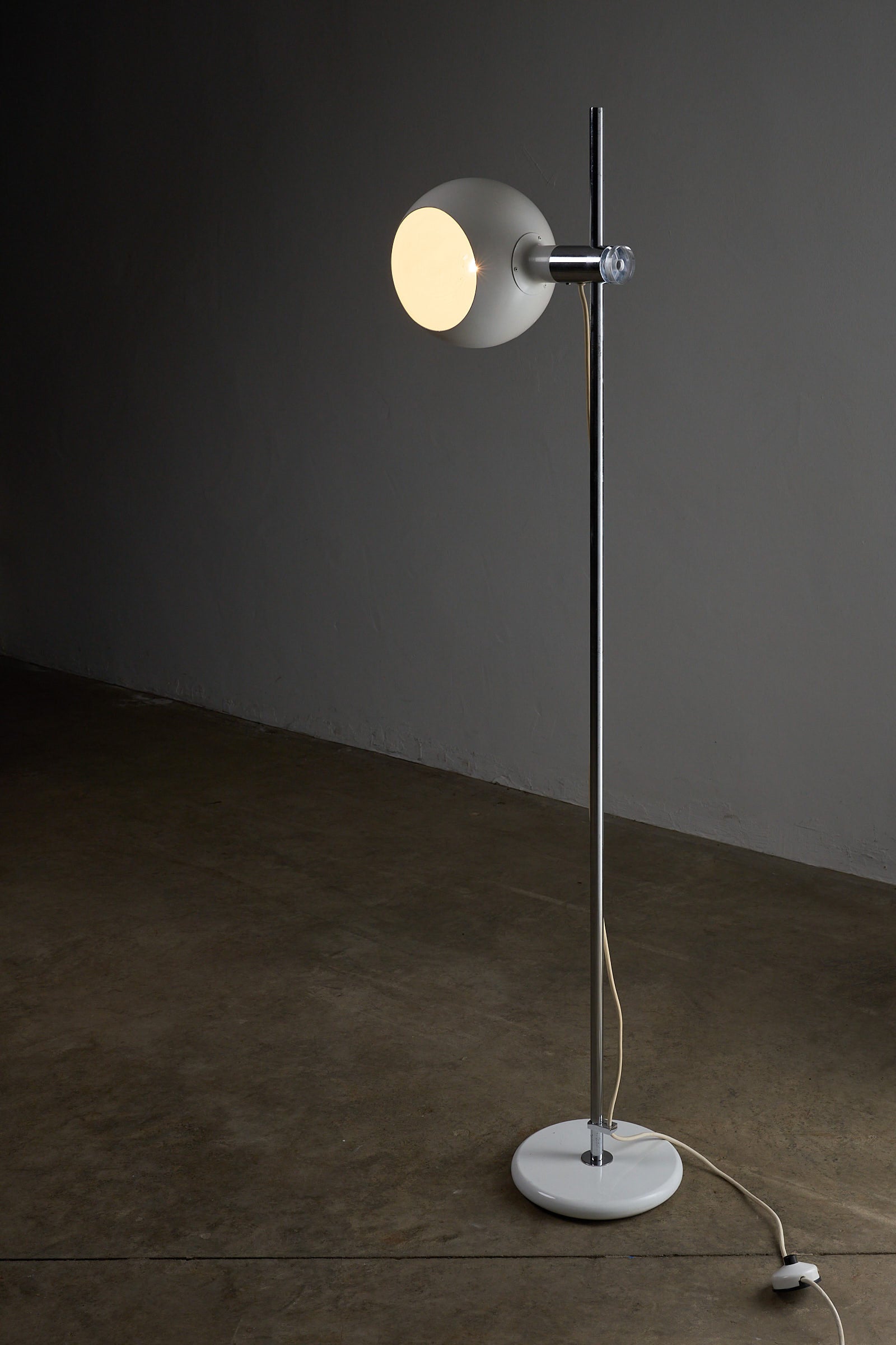 White Metal Sphere Floor Lamp by Cosack, Germany 1960s with adjustable shade and chrome-plated base.