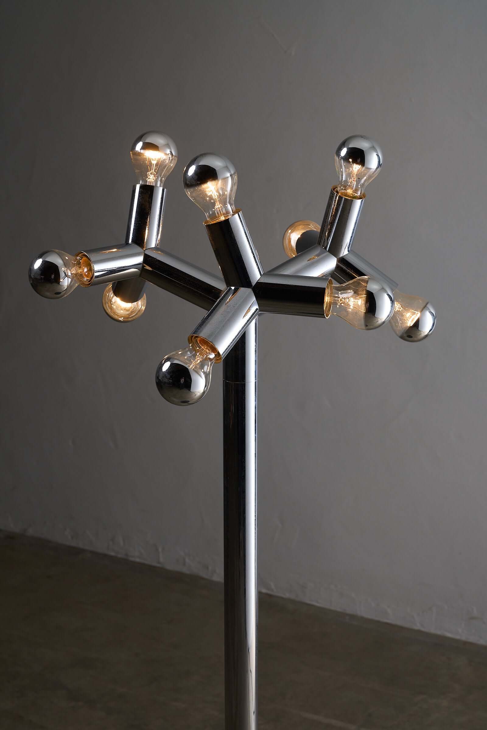 Space Age Atomic Floor Lamp featuring a sculptural design with polished chrome and multiple light bulbs.