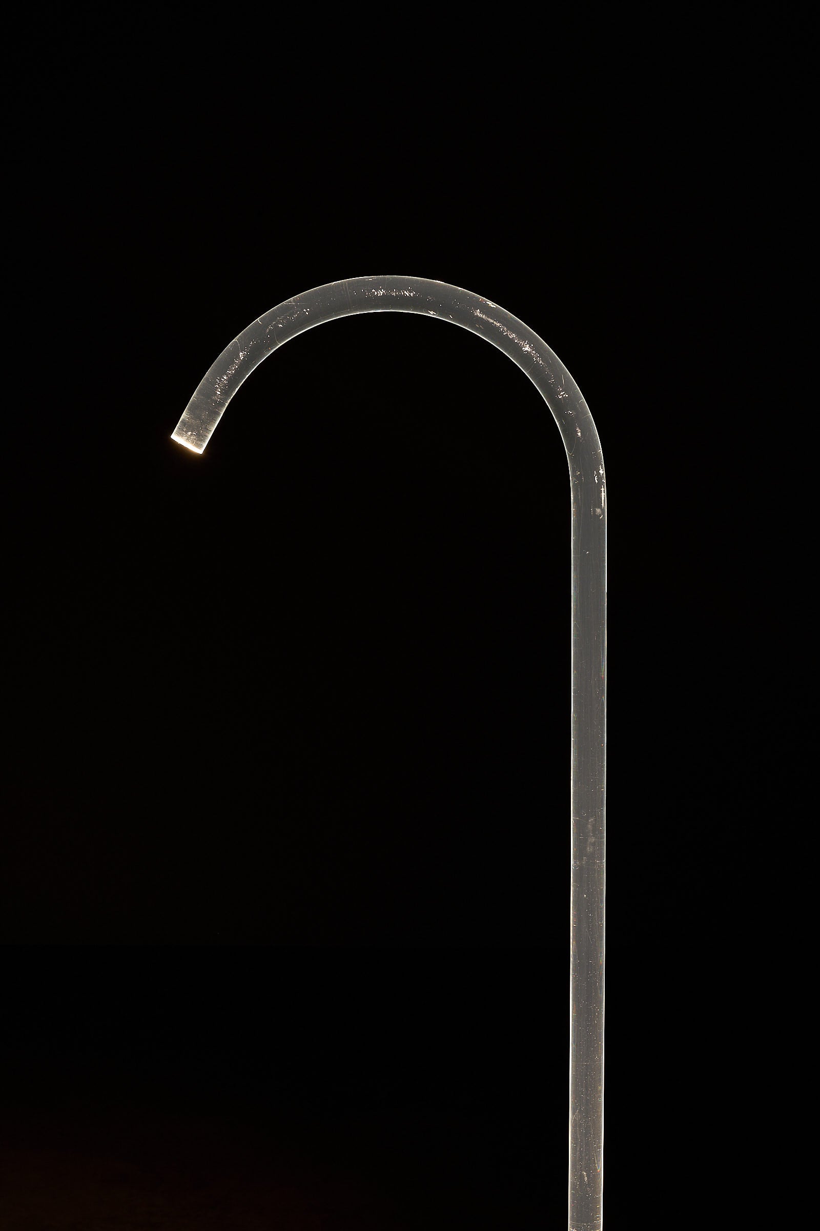 Clear Acrylic Tube of the “King” Floor Lamp by Edy ten Berge, showcasing minimalist design from the 1980s.