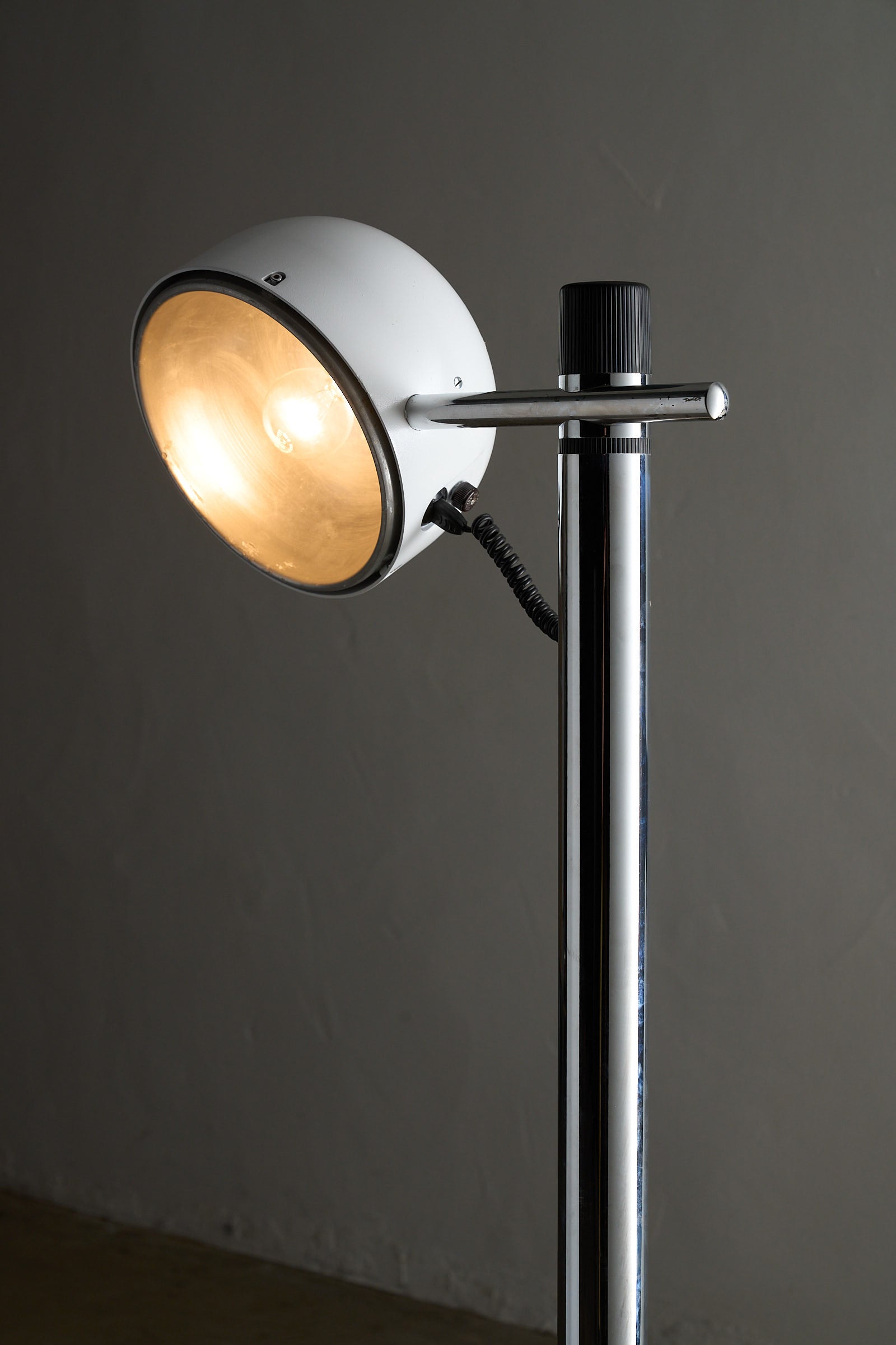 Chrome&White Floor Lamp by Enrique Franch for Metalarte Spain with adjustable hemispherical shade.
