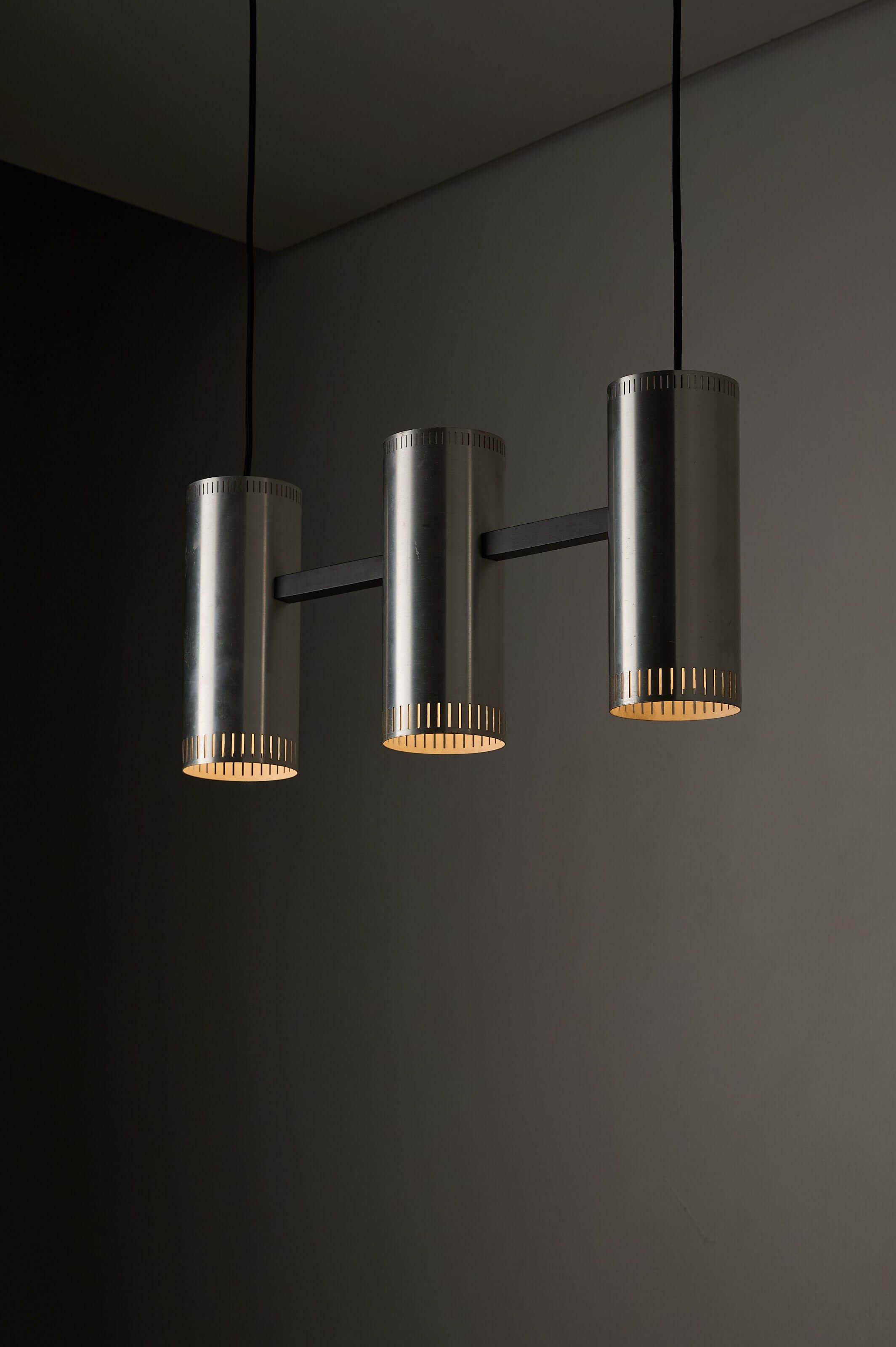Aluminium "Cylindre III" 3-Light Linear Pendant by Jo Hammerborg for Fog & Mørup, 1960s, showcasing brushed aluminium shades.