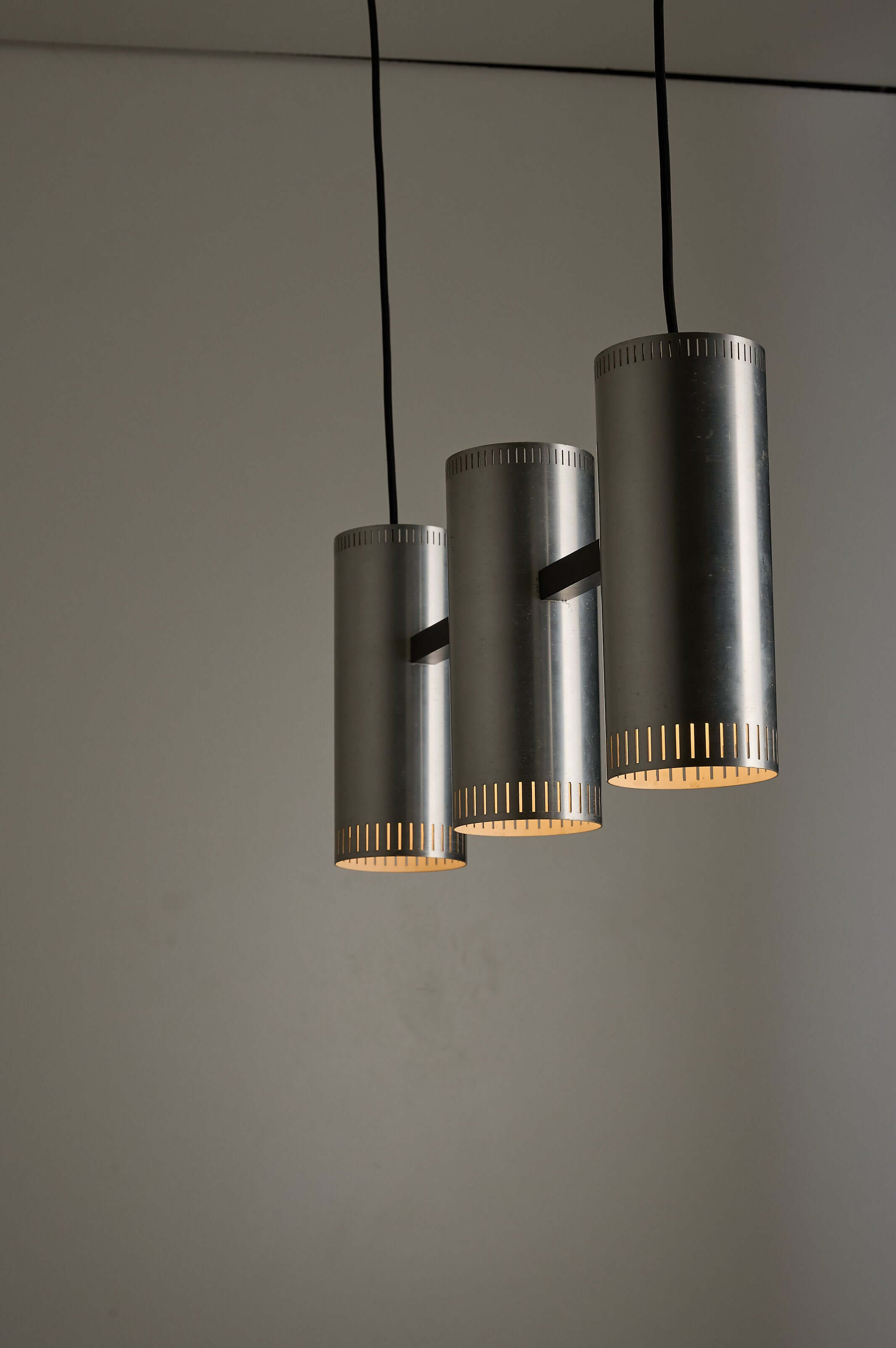Aluminium "Cylindre III" 3-Light Linear Pendant by Jo Hammerborg for Fog & Mørup, 1960s hanging light.