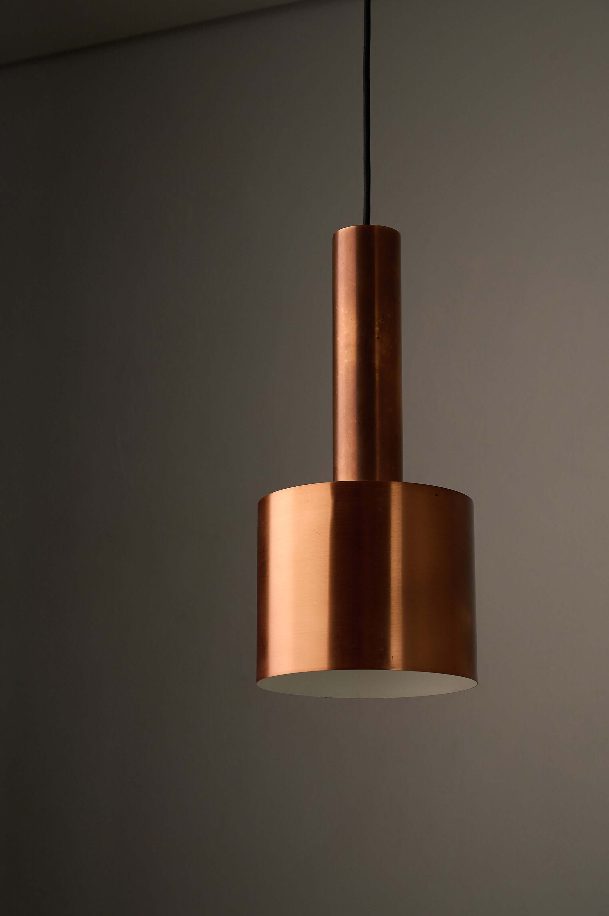 Copper "Club" Pendant by Jo Hammerborg for Fog & Mørup, 1960s, showcasing its distinctive two-part silhouette.
