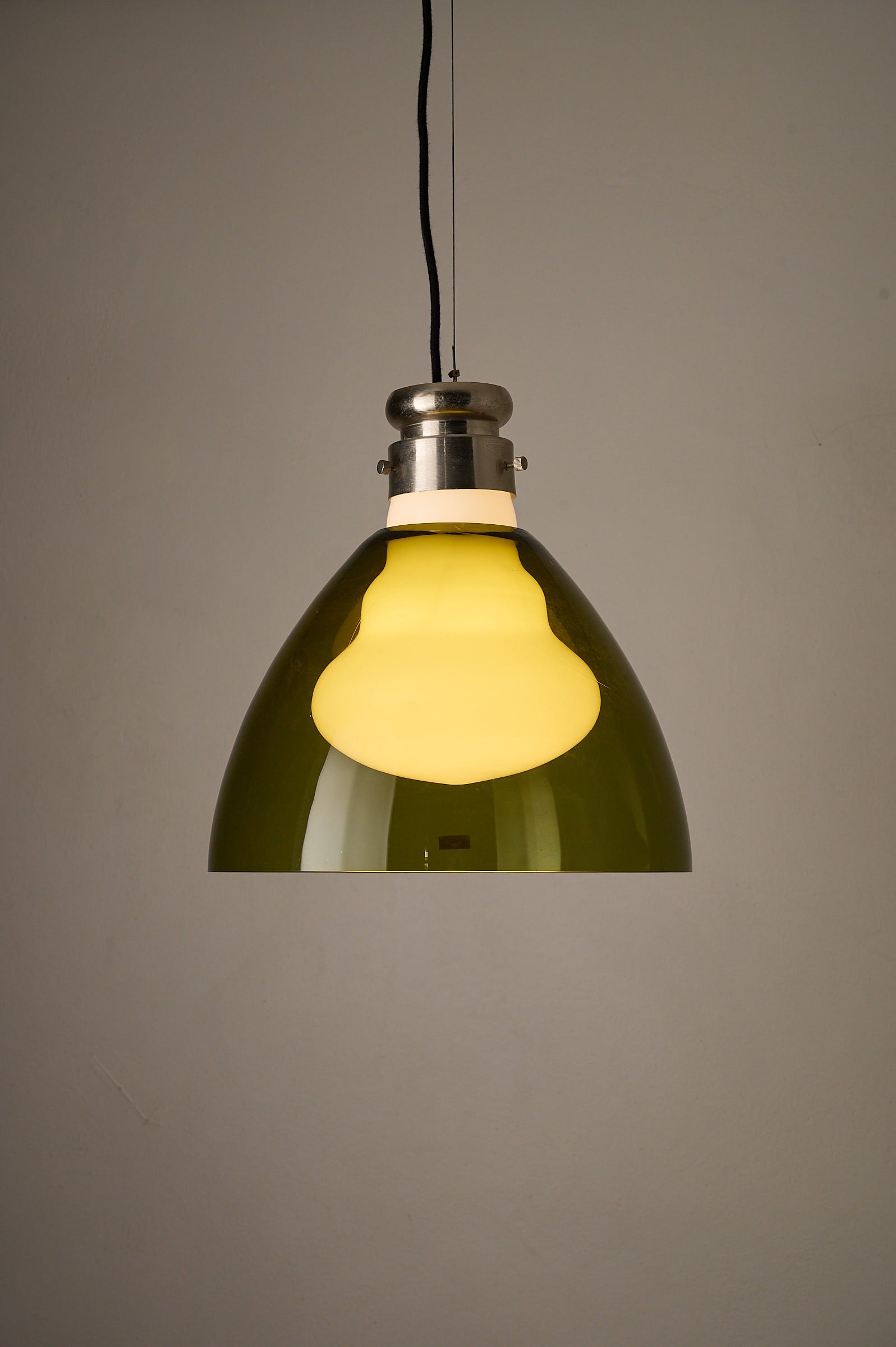 Space Age Blown Glass Pendant Lamp by Vistosi, Italy, 1970s in olive green glass with white core.