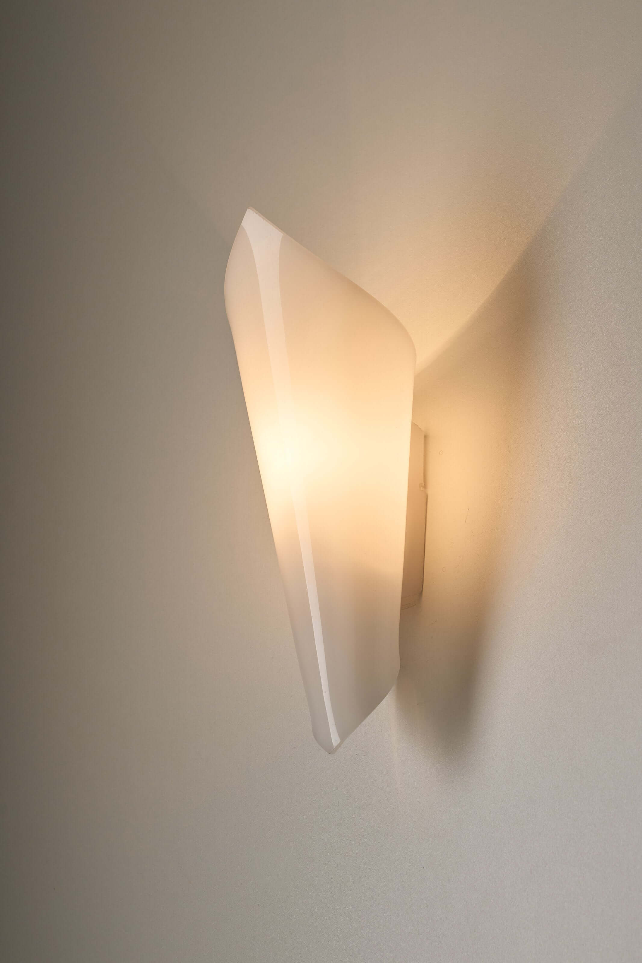 Set of Open Cone Wall Lamps in White Plexiglas by Hanns Hoffmann-Lederer, Germany, 1950s