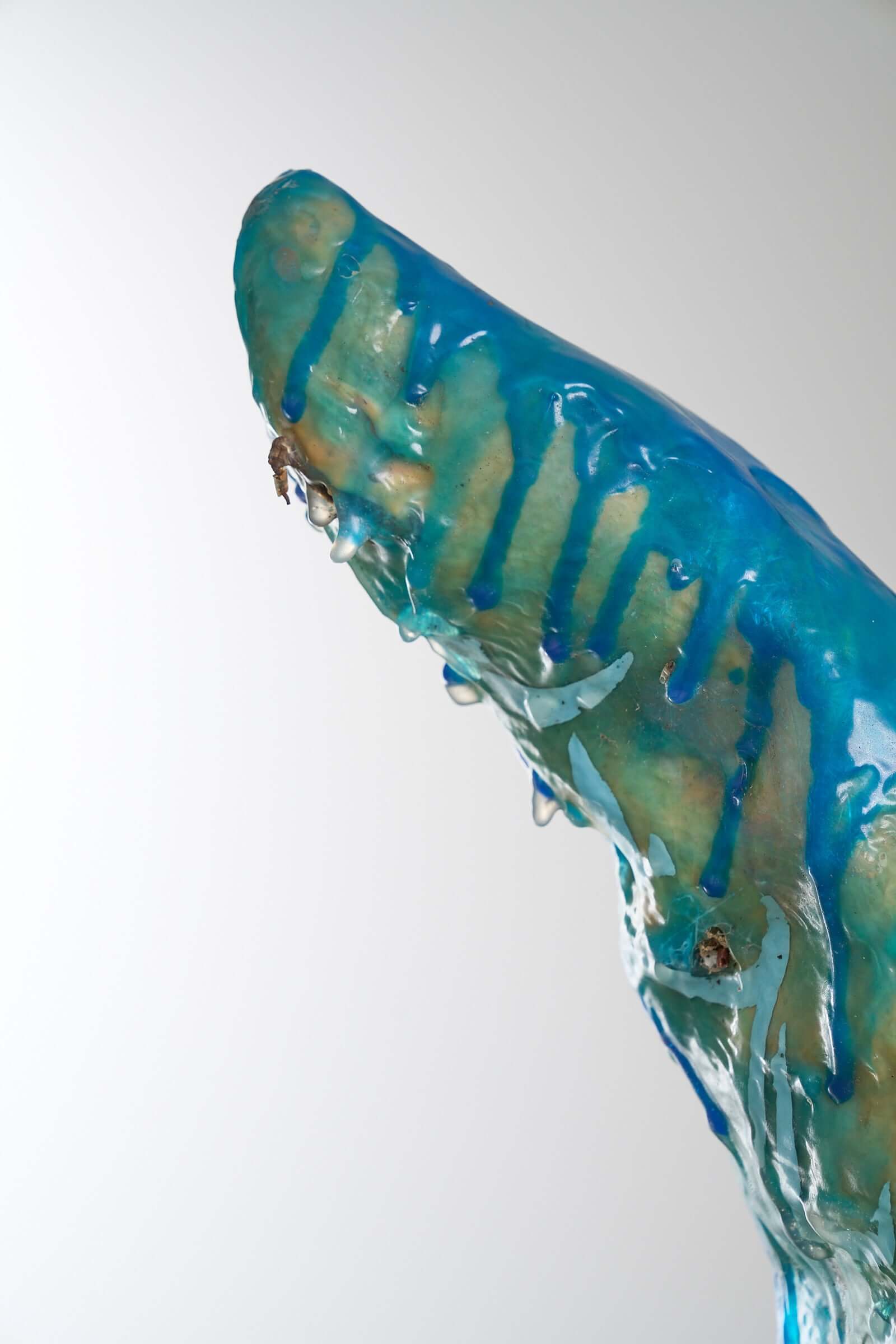 Close-up of "The Sun Who Never Goes Down" Polyester Chair by Arne Quinze, 1971, showcasing the vibrant blue details.