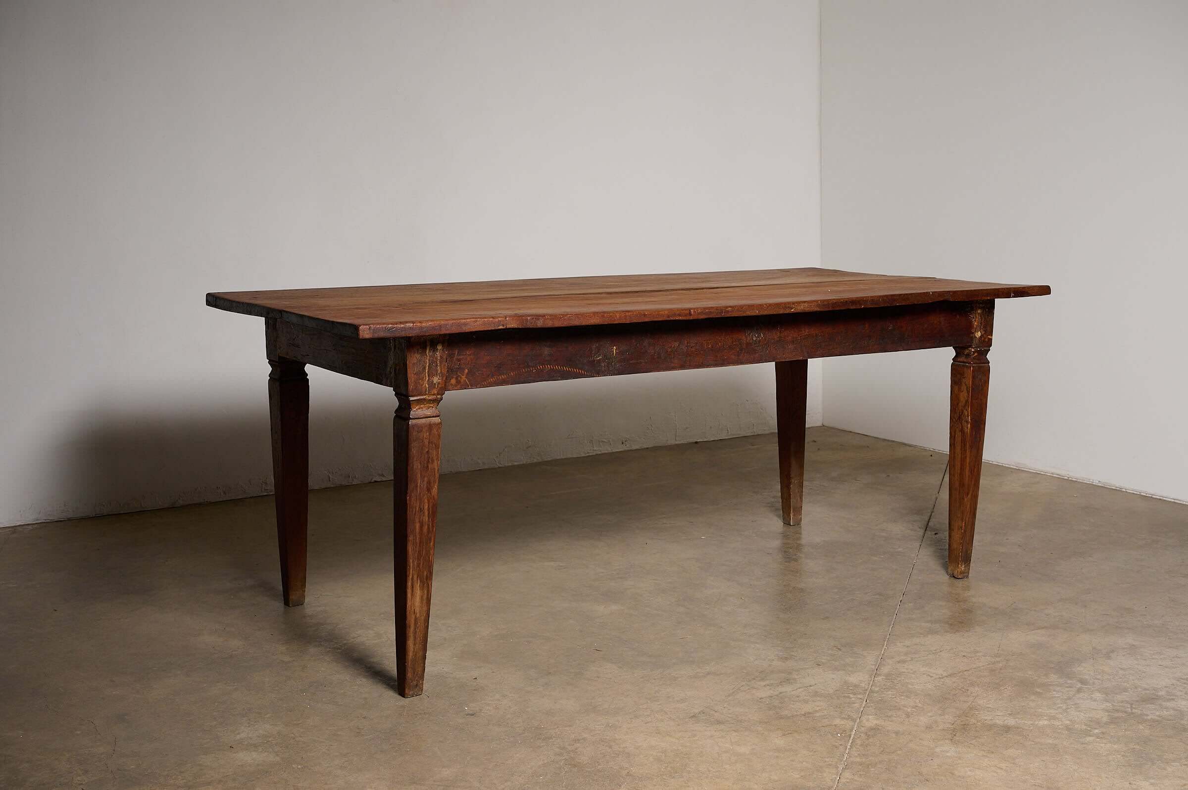 Rustic Tapered Leg Kitchen Dining Table showcasing antique French design and sturdy construction.