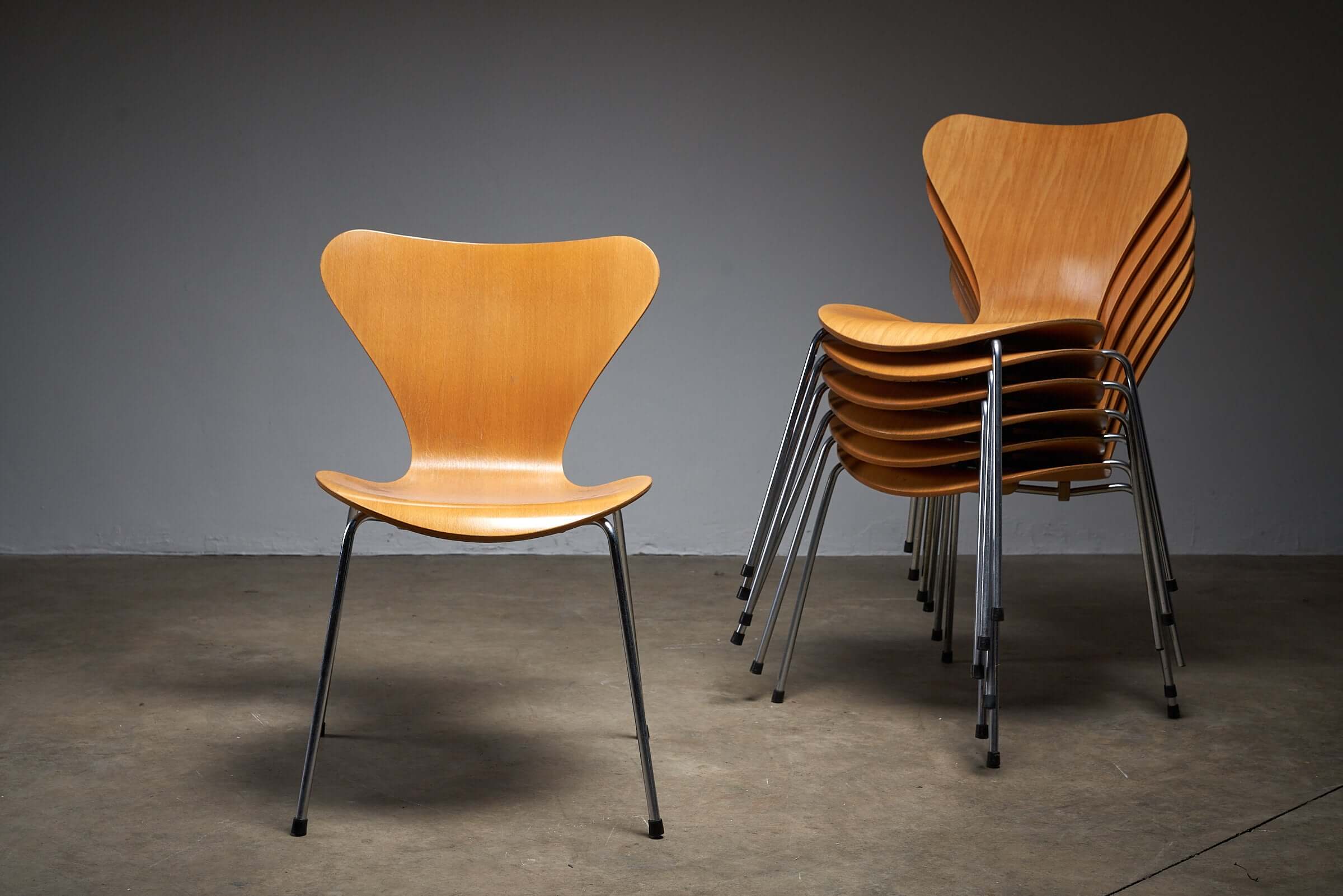 Vintage Arne Jacobsen Model 7 Chair