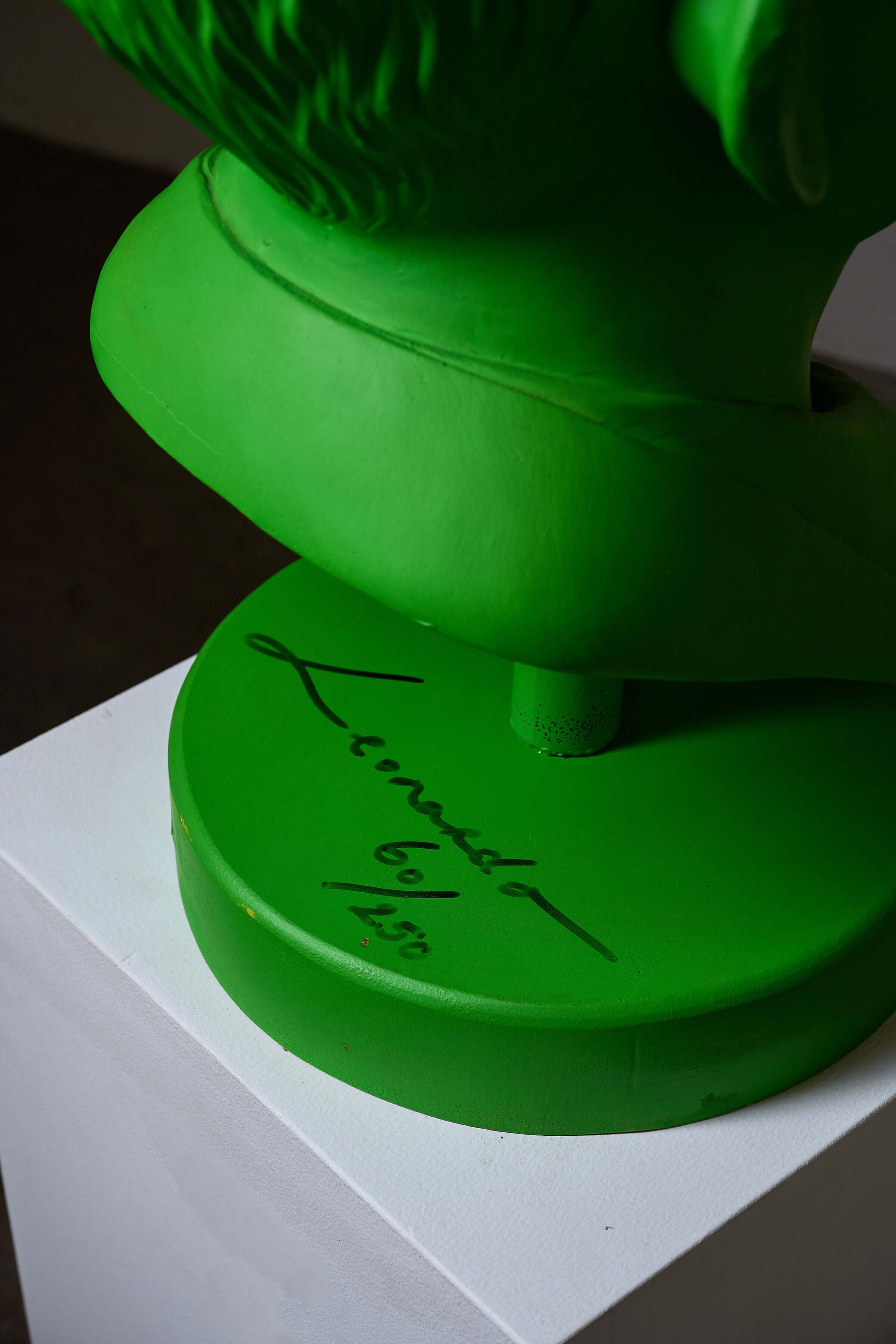 Detail of the signature on the Vladimir Lenin Sculpture by Leonardo, numbered 60/250.