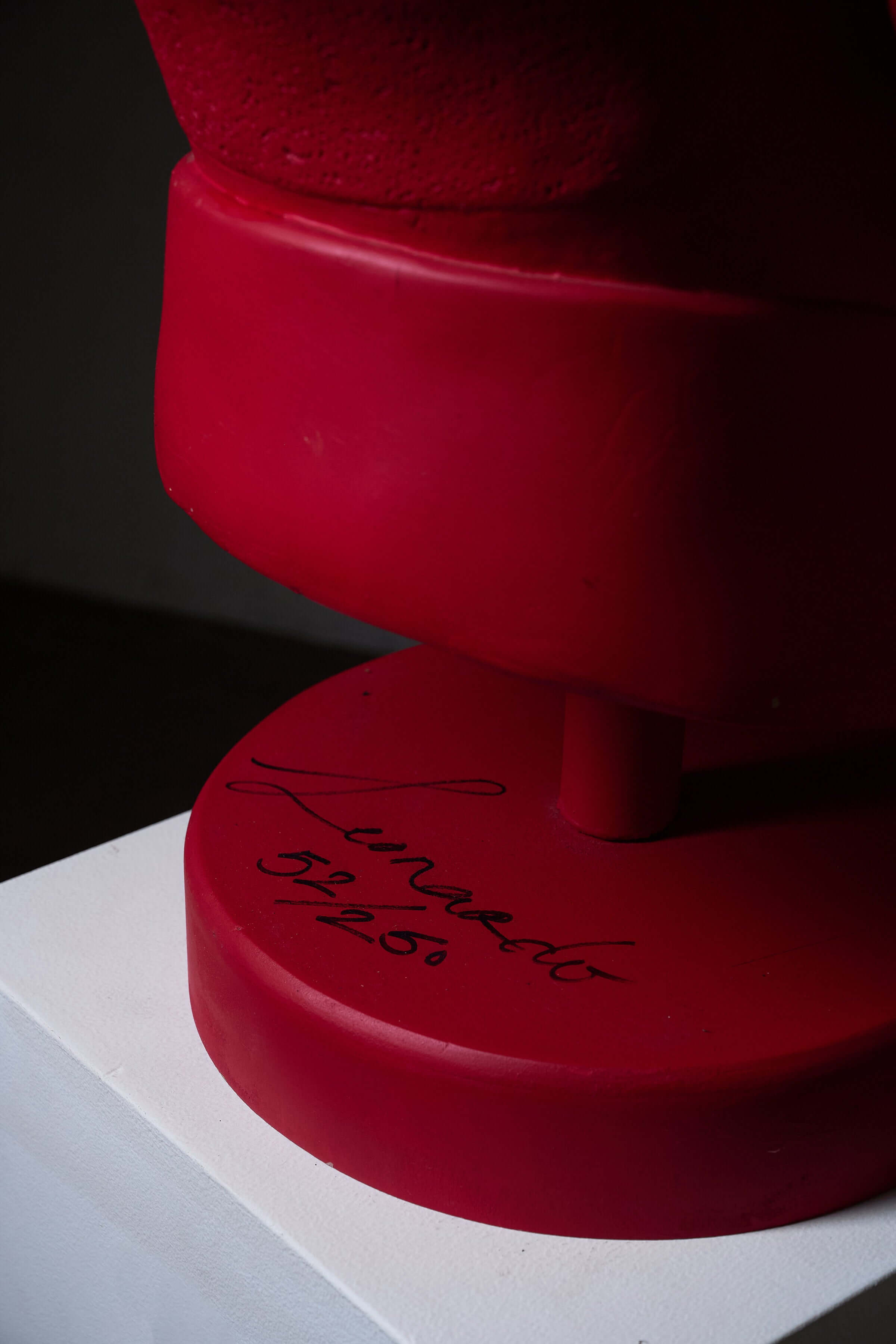 Mao Zedong Sculpture by Leonardo signature detail on the base, with edition number 250.