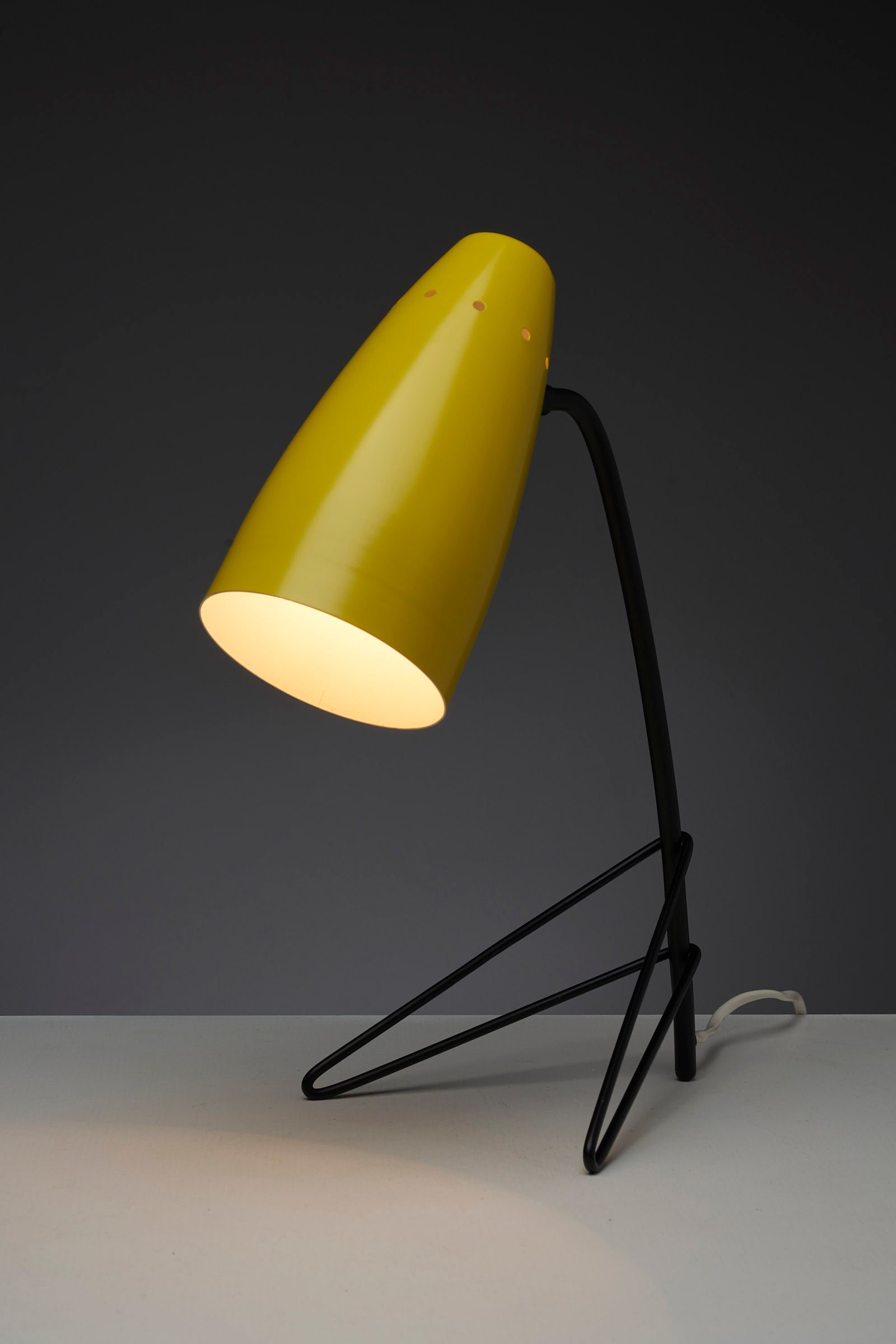 Yellow Grashopper Table Lamp