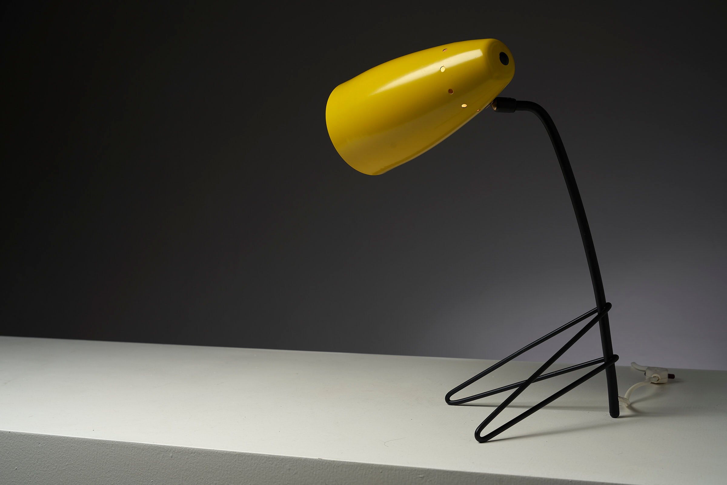 Yellow Grashopper Table Lamp